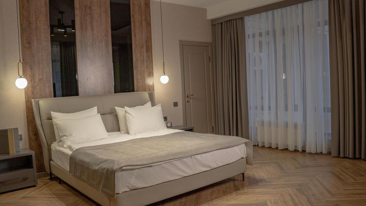 Five Hotel 비슈케크 외부 사진