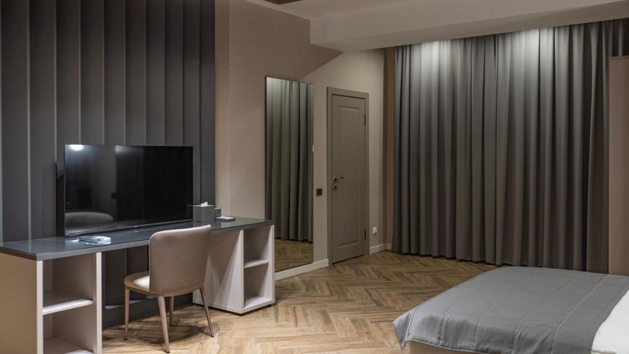 Five Hotel 비슈케크 외부 사진